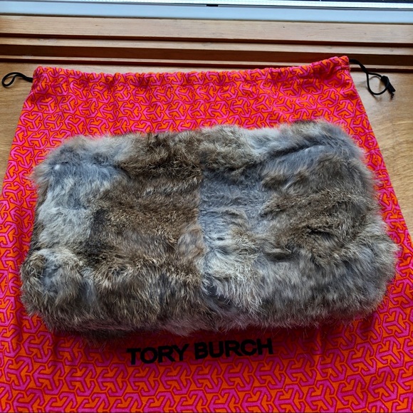 Tory Burch Genuine Rabbit Fur Crossbody Bag - Picture 7 of 7